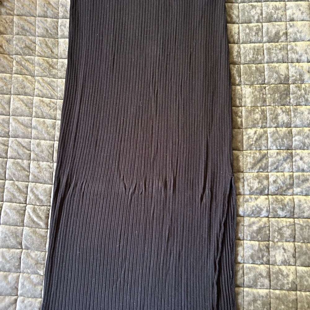 Black Ribbed Midi Skirt